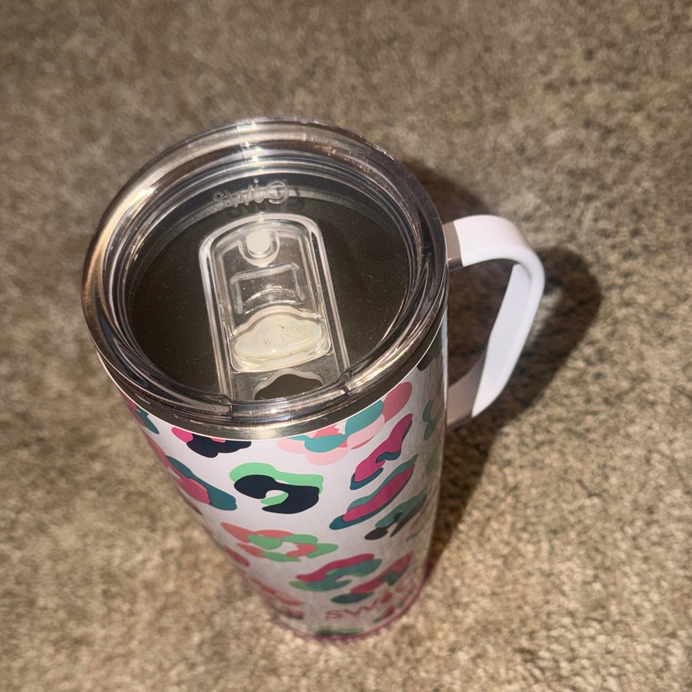 Swig Multicolor Leopard Print Tumbler - Picture 2 of 4